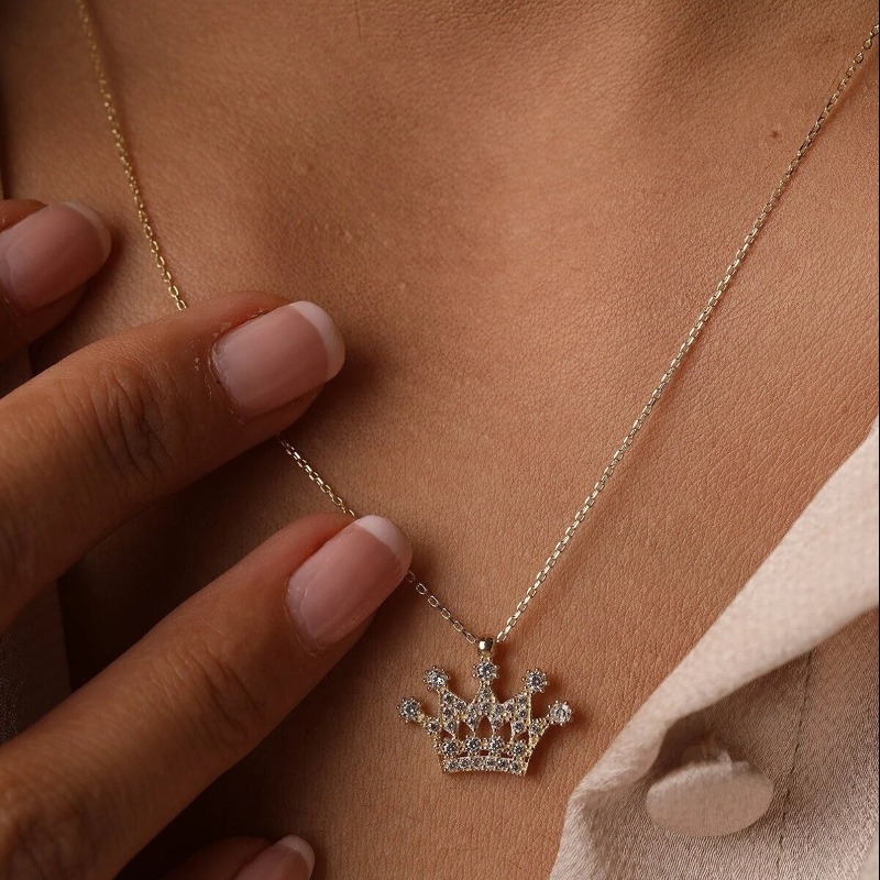 Crown Silver Necklace